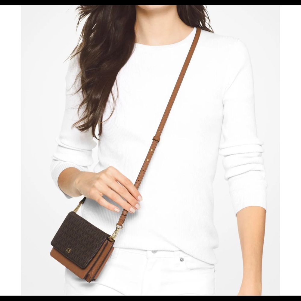 Michael kors crossbody